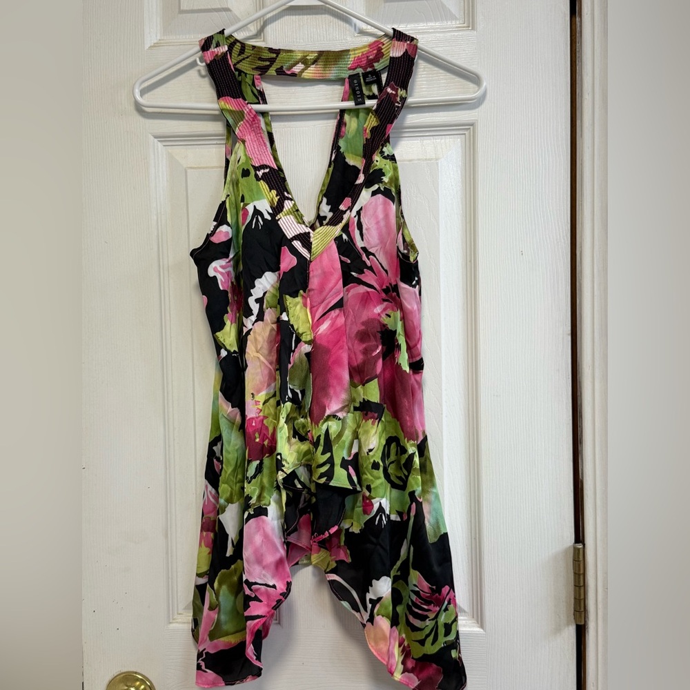 Sioni Pink and Green Floral V-Neck Blouse